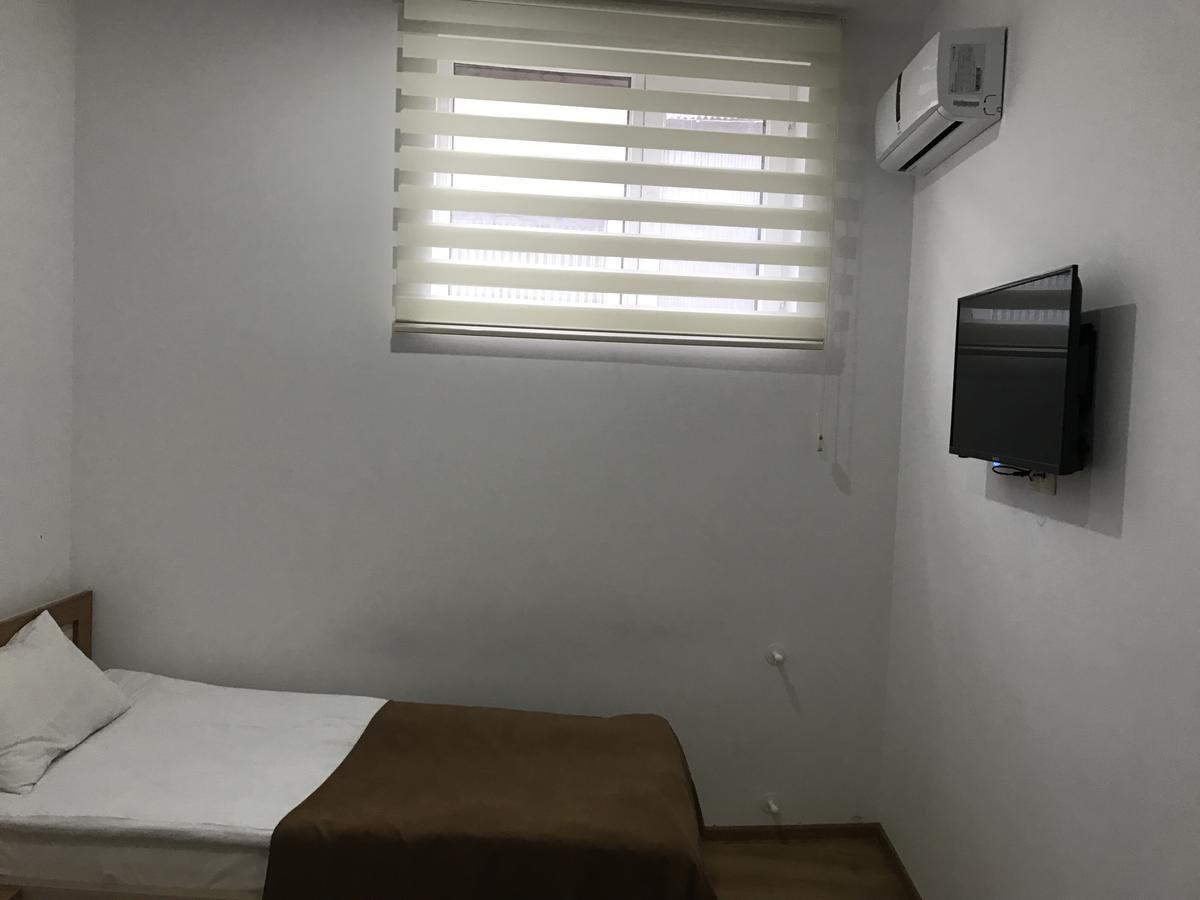 Hotel Marseille Batumi Luaran gambar