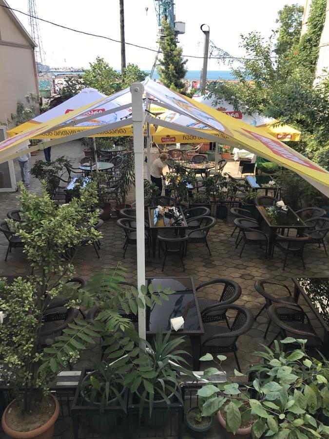 Hotel Marseille Batumi Luaran gambar