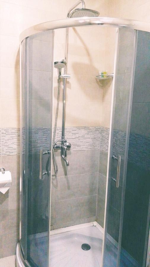 Hotel Marseille Batumi Luaran gambar
